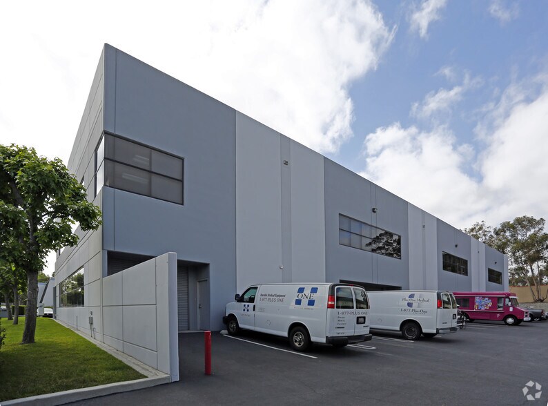 More Photos Of 23022 La Cadena Dr, Laguna Hills Light Manufacturing For Lease