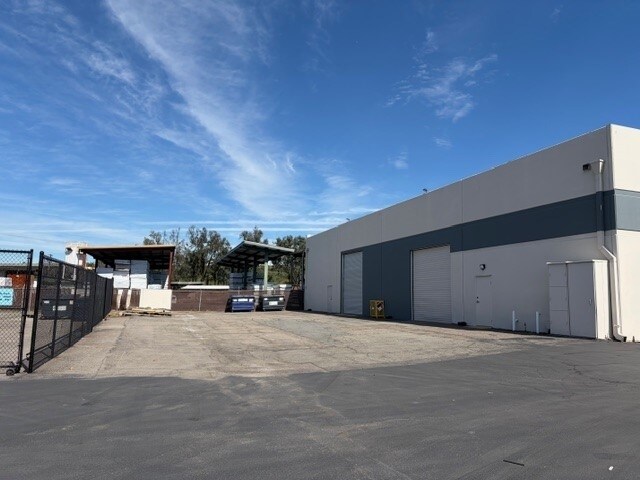 More Photos Of 1232 Simpson Way, Escondido Warehouse For Lease