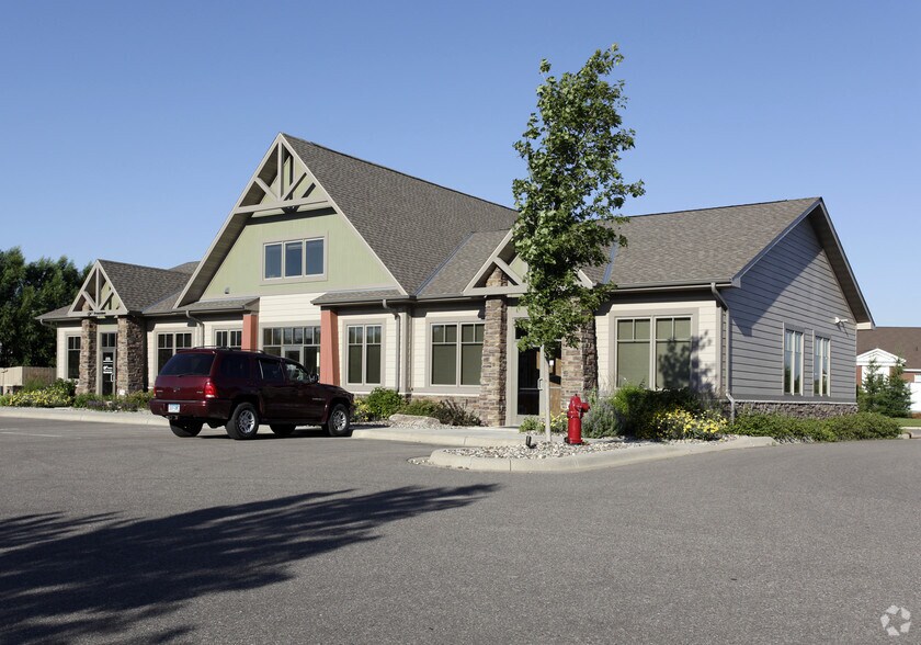 Primary Photo Of 9382-9386 Oak Ave, Waconia Medical For Sale