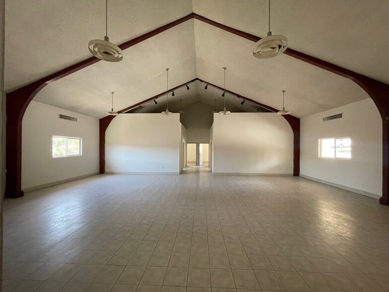 More Photos Of 7216 Valmont St, Tujunga Lodge Meeting Hall For Sale