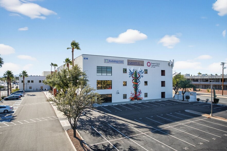 More Photos Of 630 N Alvernon Way, Tucson Medical For Lease