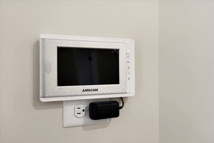 More Photos Of 241 S 5th St, Reading Apartments For Sale