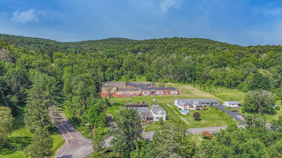 More Photos Of 635 Sutton Creek Rd, Harding Schools For Sale