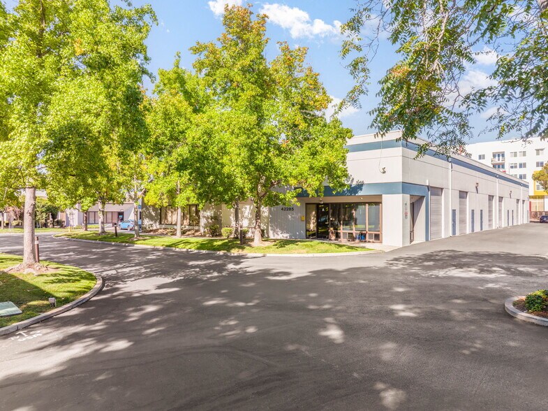 More Photos Of 42285 Osgood Rd, Fremont Unknown For Lease