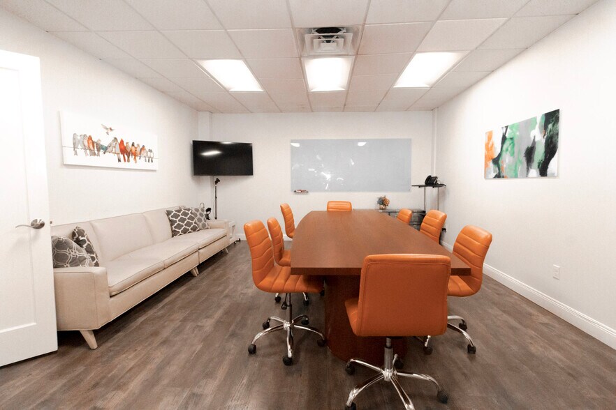 More Photos Of 593 Route 6, Mahopac Storefront Retail Office For Lease