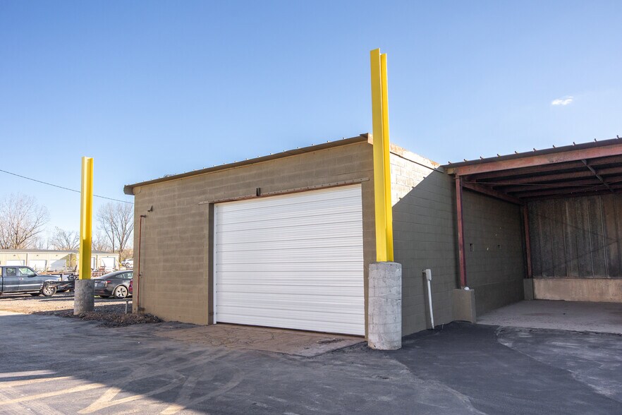 More Photos Of 1091 Stimmel Rd, Columbus Manufacturing For Lease