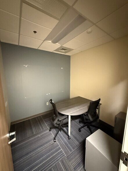 More Photos Of 504-604 E Rosedale St, Fort Worth Unknown For Lease