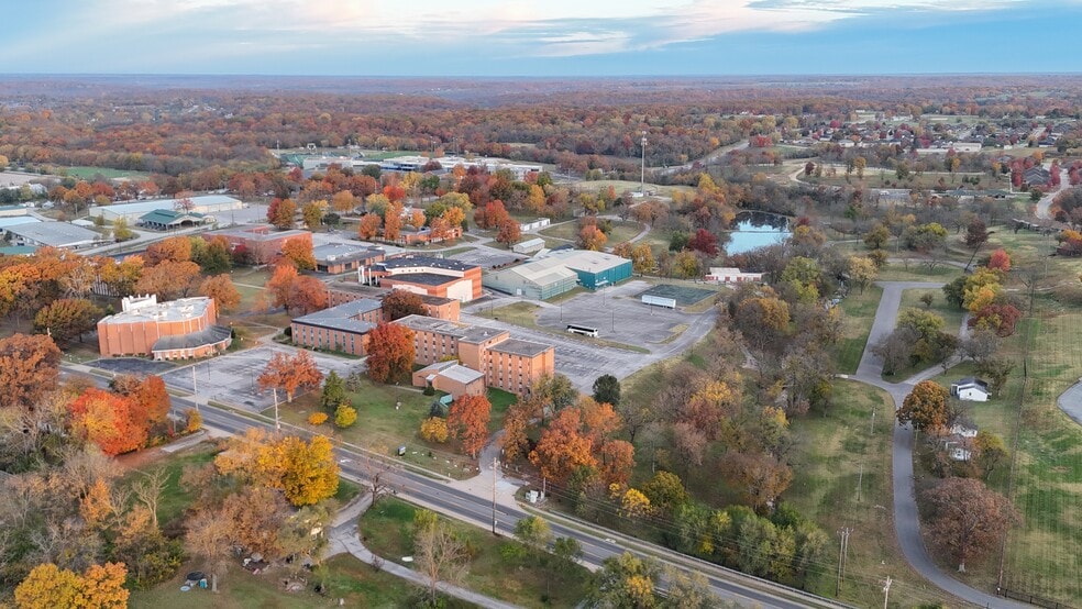 More Photos Of 3000 N Grant Ave, Springfield Land For Sale