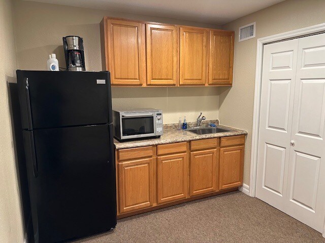 More Photos Of 3115 81st Ct E, Bradenton Flex For Lease