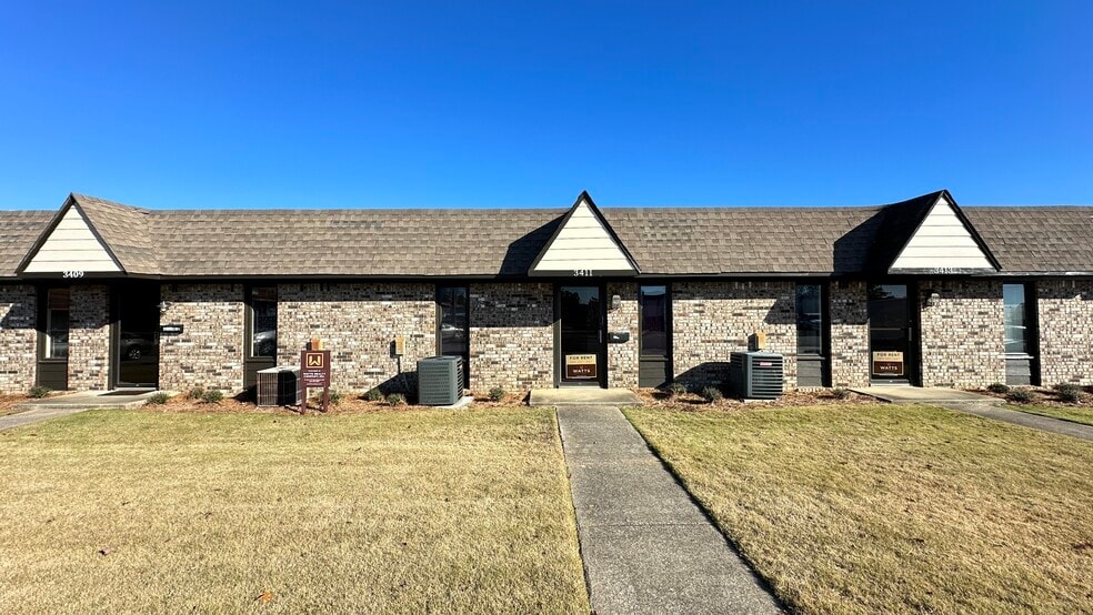 More Photos Of 3403-3417 Lorna Ln, Birmingham Light Distribution For Lease