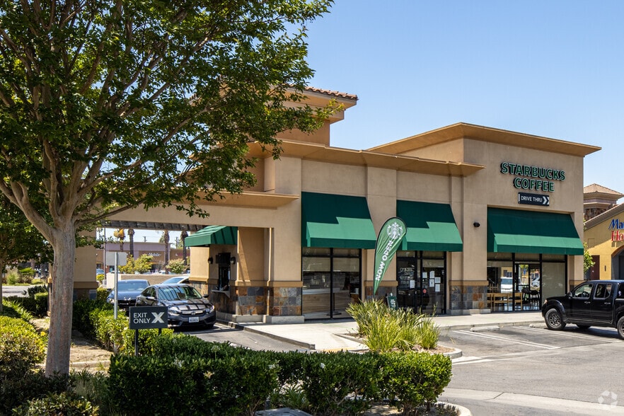 More Photos Of 5885-5895 Lincoln Ave Park, Buena Park General Retail For Lease