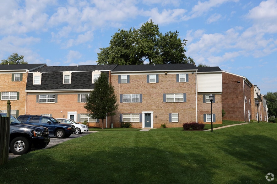 More Photos Of 10000 Greenside Dr, Cockeysville Apartments For Lease