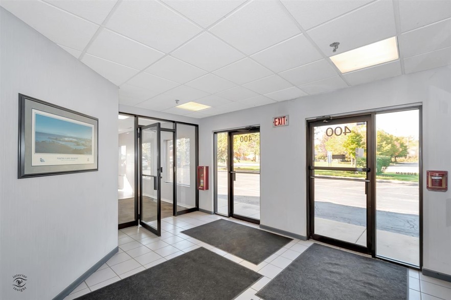 More Photos Of 400 N Schmidt Rd, Bolingbrook Office For Lease