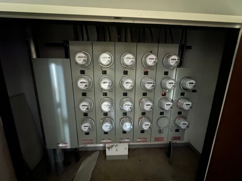More Photos Of 215 Lelia St, Pittsburgh Apartments For Sale