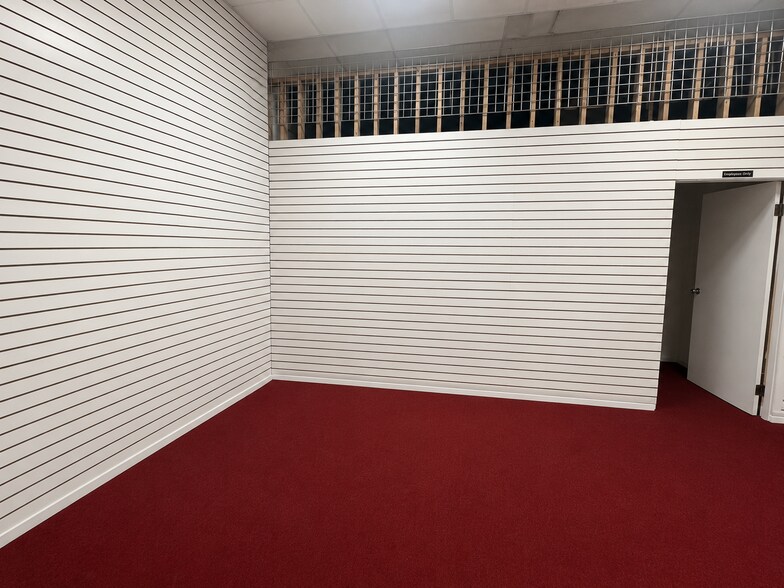 More Photos Of 199 Atlantic Ave, Brooklyn Storefront Retail Residential For Lease