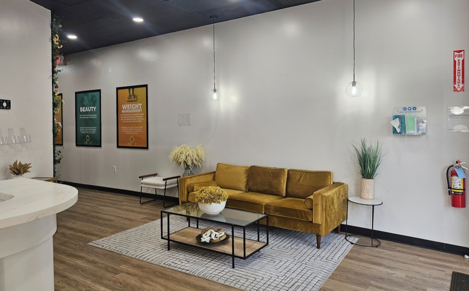 More Photos Of 18321 W Lake Houston Pky, Humble Unknown For Lease