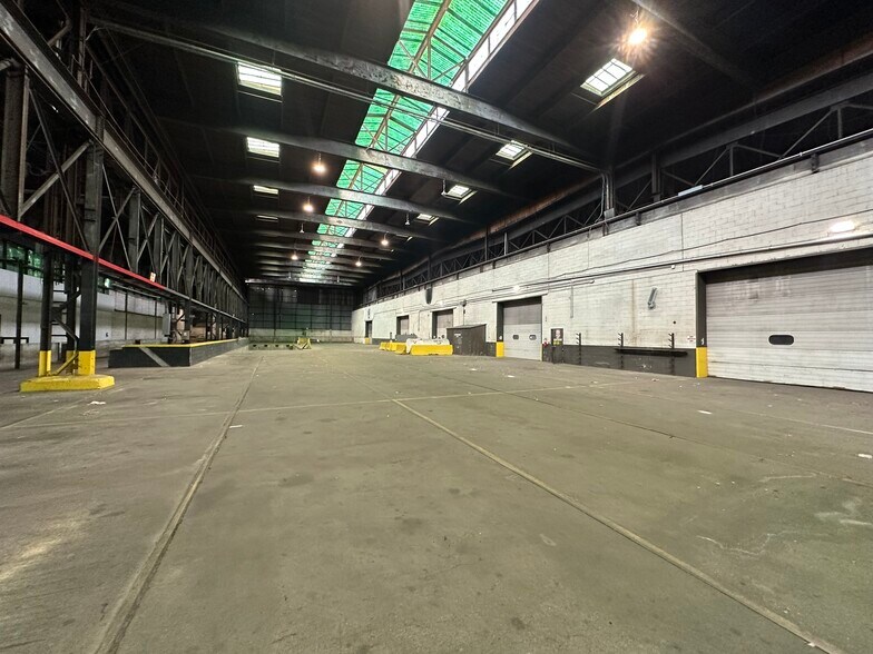 More Photos Of 2700 Loch Raven Rd, Baltimore Unknown For Lease