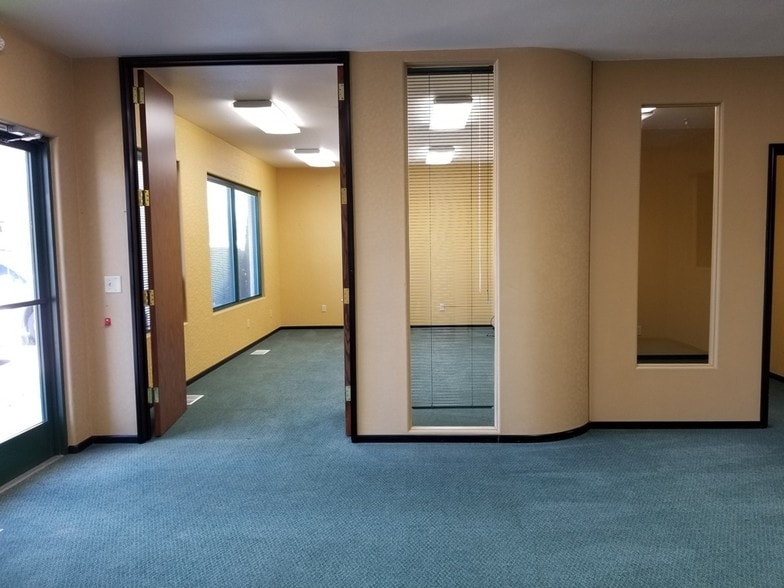 More Photos Of 1700 County Rd, Minden Medical For Lease