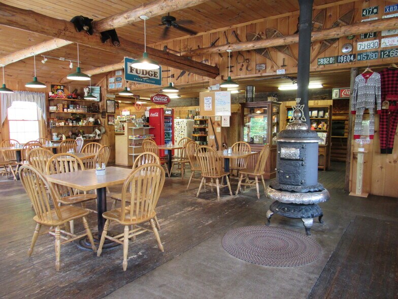 More Photos Of 1955 Presidential Hwy, Jefferson Restaurant For Sale
