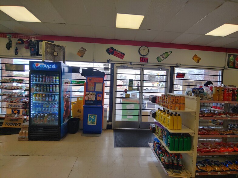 More Photos Of 1408 E Rancier Ave, Killeen Convenience Store For Sale