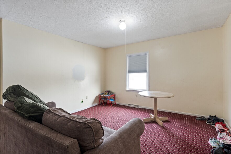 More Photos Of 1530 Cleveland Rd, Sandusky Hotel For Sale