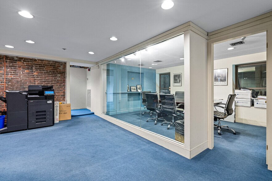 More Photos Of 21 Merchants Row, Boston Loft Creative Space For Sale