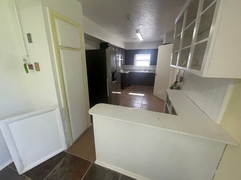 More Photos Of 617 NW 88th St, Oklahoma City Daycare Center For Lease