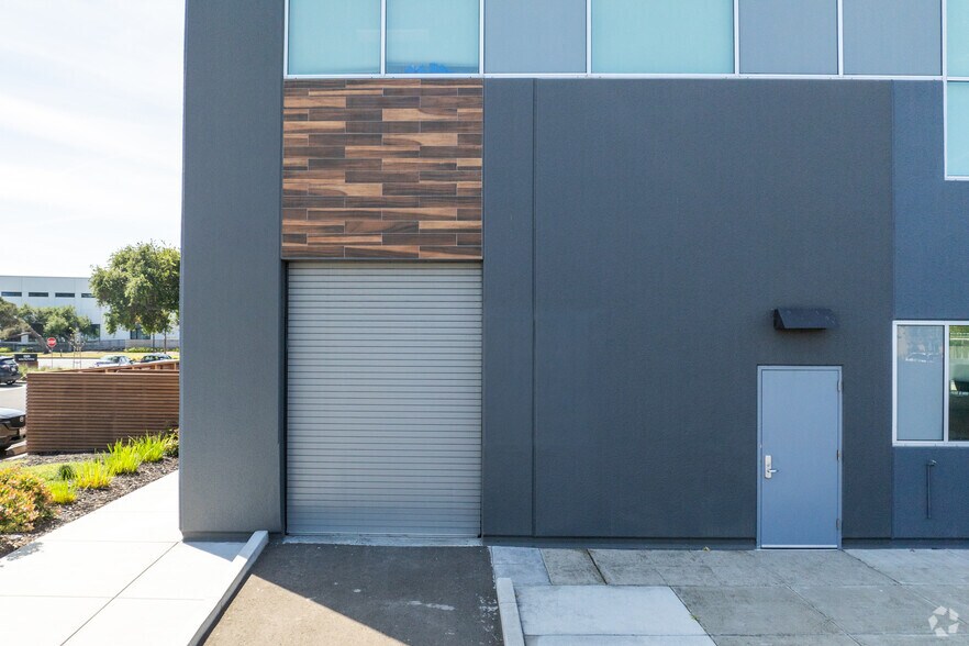 More Photos Of 1501 Harbor Bay Pky, Alameda Research And Development For Lease