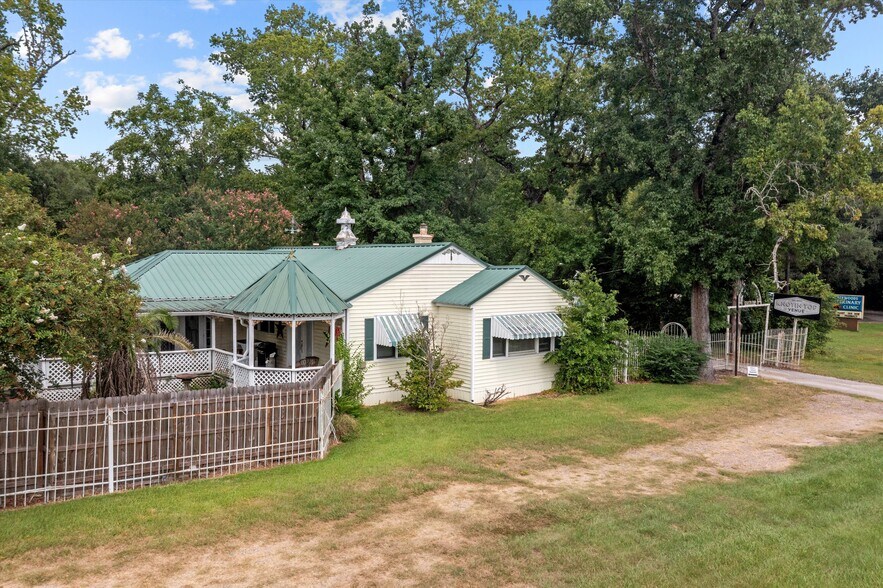 More Photos Of 2508 US-69, Lufkin Lodge Meeting Hall For Sale
