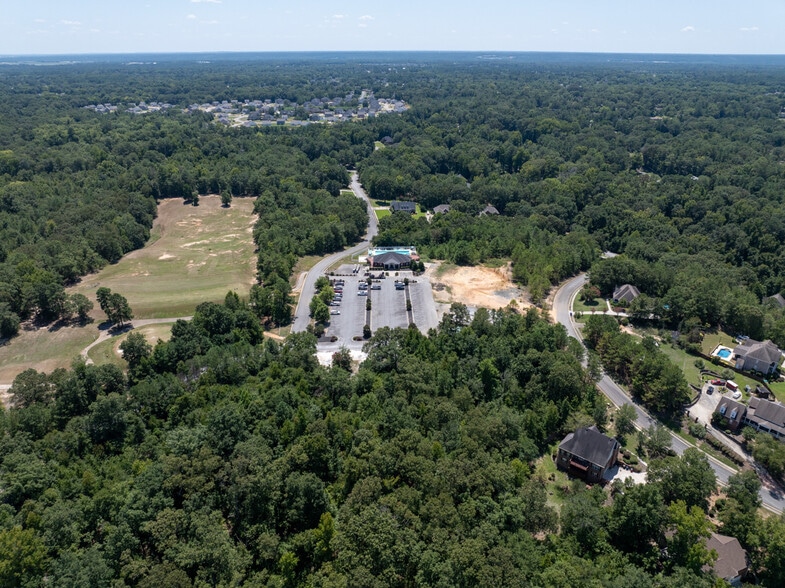 More Photos Of 128 Oakview Club Dr, Macon-Bibb Golf Course Driving Range For Sale
