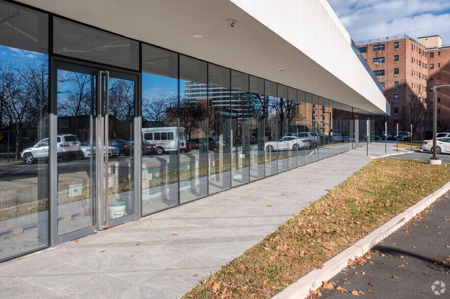 More Photos Of 315 S Harrison St, East Orange Apartments For Lease