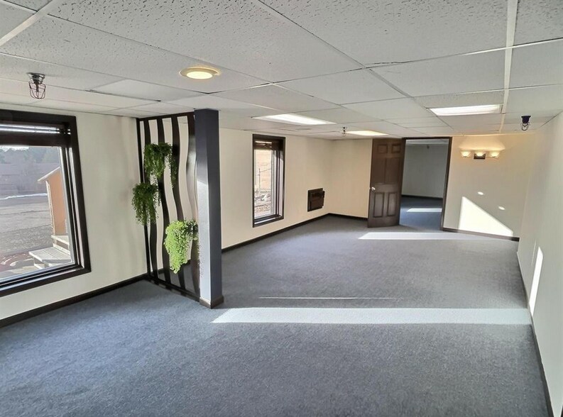 More Photos Of 330 S Walsh Dr, Casper Medical For Lease