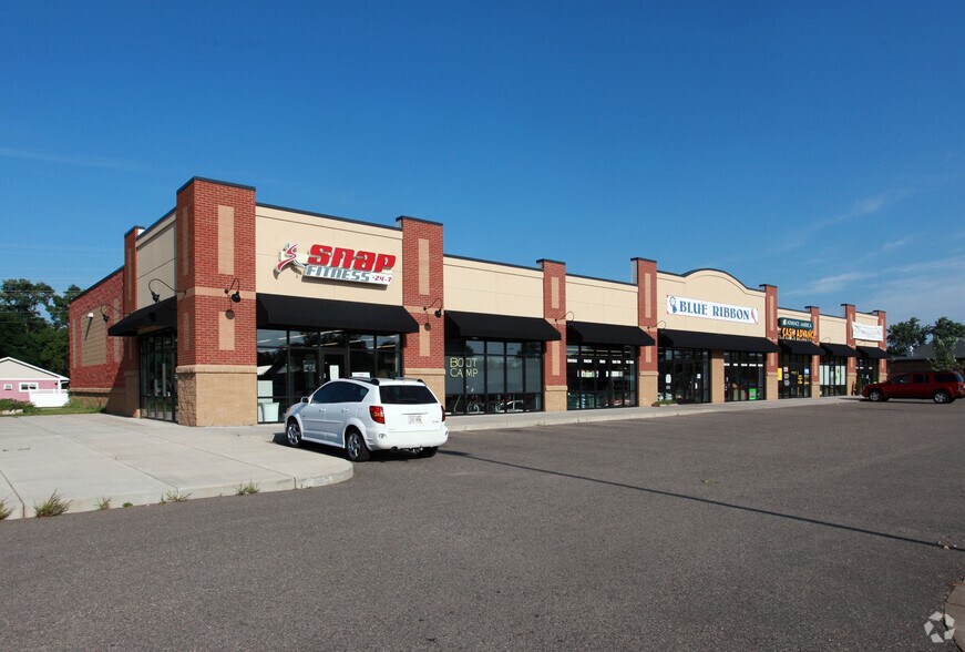 More Photos Of 575 N Knowles Ave, New Richmond Unknown For Lease