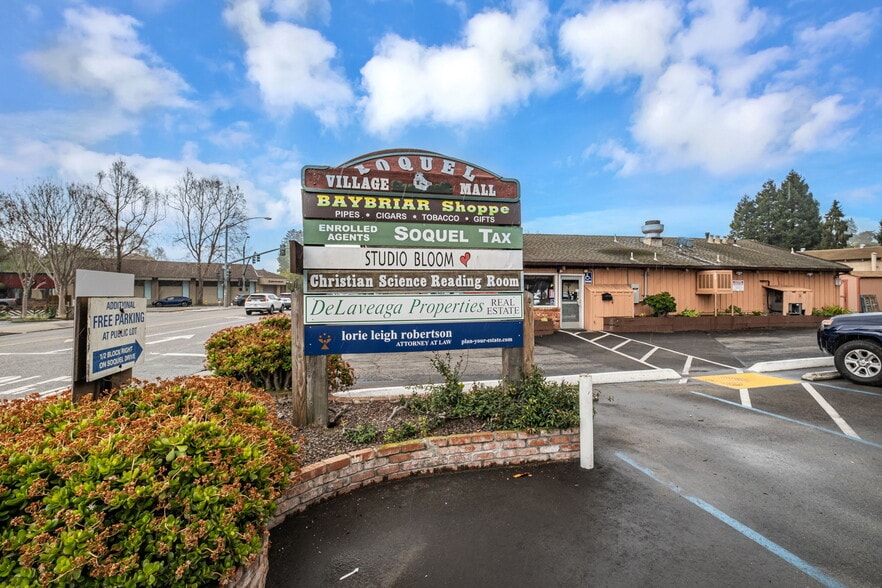 More Photos Of 3013-3035 Porter St, Soquel Office For Sale