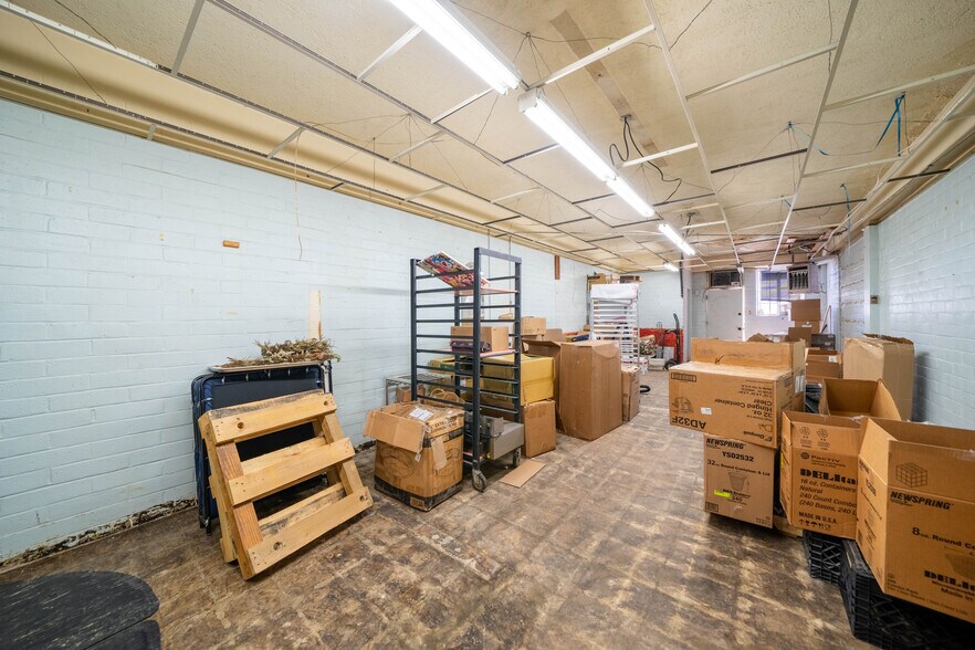 More Photos Of 73489 29 Palms Hwy, Twentynine Palms Restaurant For Sale