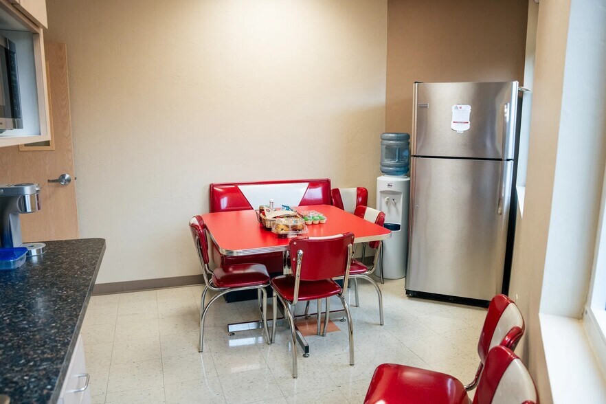 More Photos Of 1226 N Shartel Ave, Oklahoma City Medical For Lease