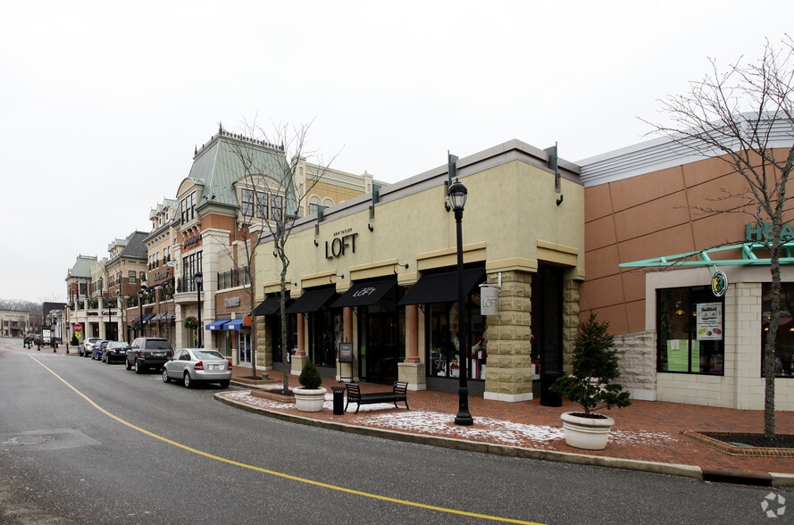 More Photos Of 24149-25389 Cedar Rd, Lyndhurst Unknown For Lease