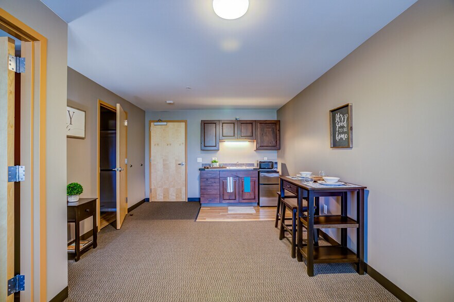 More Photos Of 8880 N 107th Ave, Peoria Assisted Living For Sale