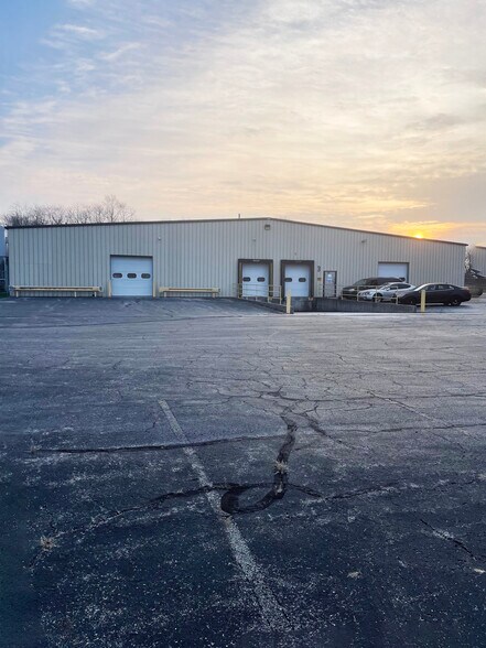 Primary Photo Of 28680 Holiday Place, Elkhart Distribution For Lease