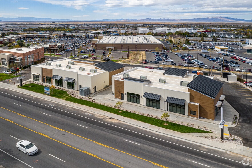 More Photos Of 2468 S Highway 89, Woods Cross Storefront Retail Office For Lease