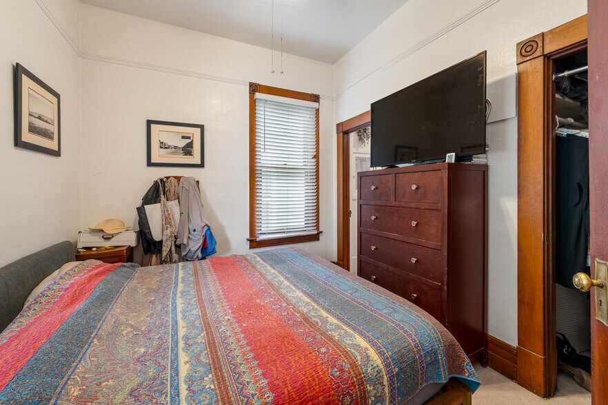 More Photos Of 204 Moran St, Reno Apartments For Sale