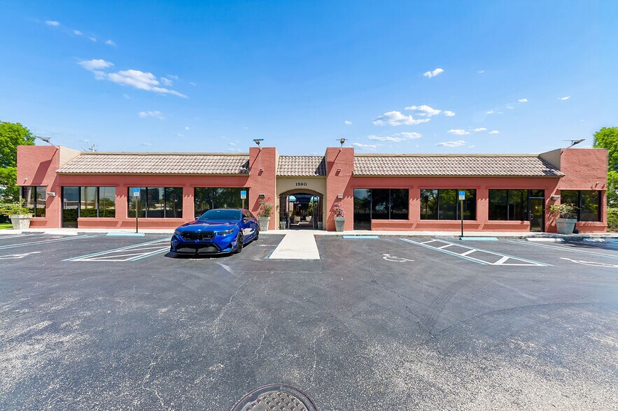 Primary Photo Of 1590 S Congress Ave, West Palm Beach Medical For Sale