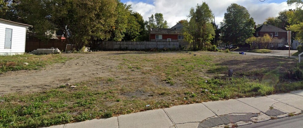 More Photos Of 1653 Bank St, Ottawa Land For Lease