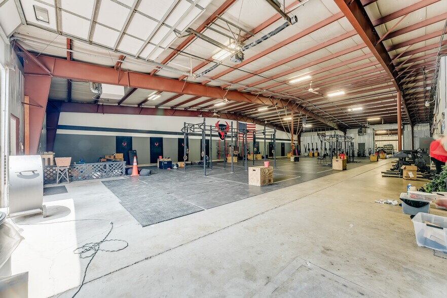 More Photos Of 1065 Greenbag Rd, Morgantown Industrial For Lease