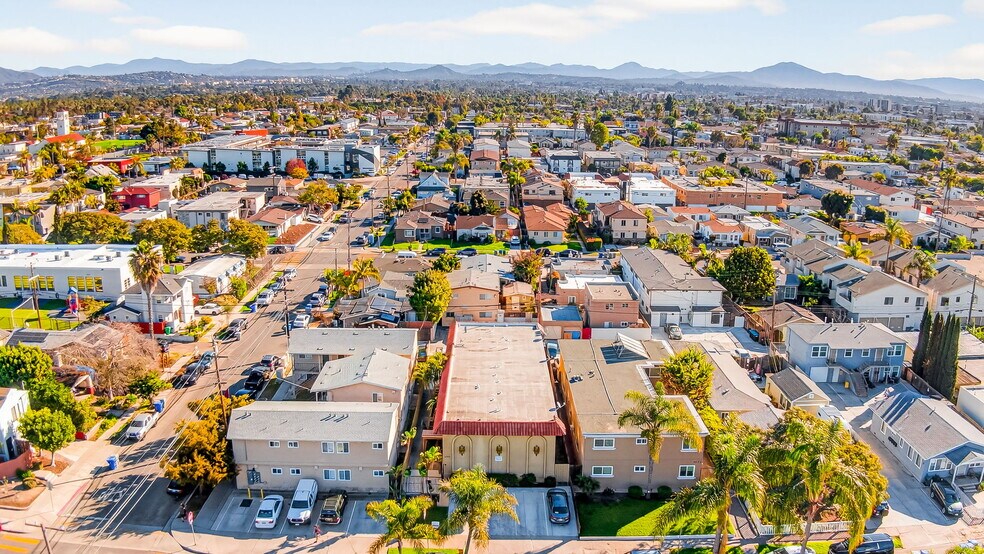 More Photos Of 4585 Felton St, San Diego Apartments For Sale