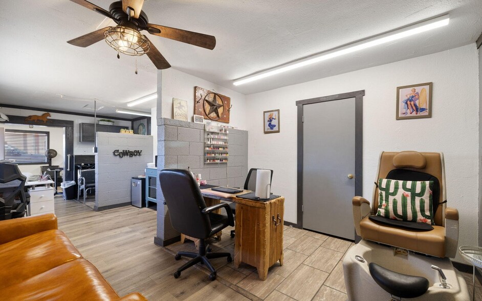 More Photos Of 100 N Winslow Ave, Winslow Freestanding For Sale