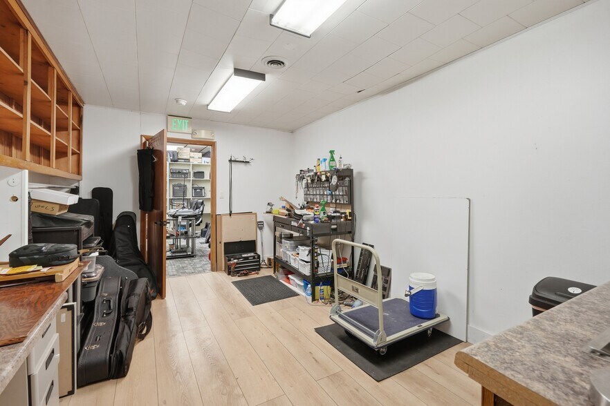 More Photos Of 104 W Main St, Albion General Retail For Sale