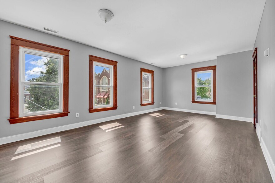 More Photos Of , Cleveland Unknown For Sale