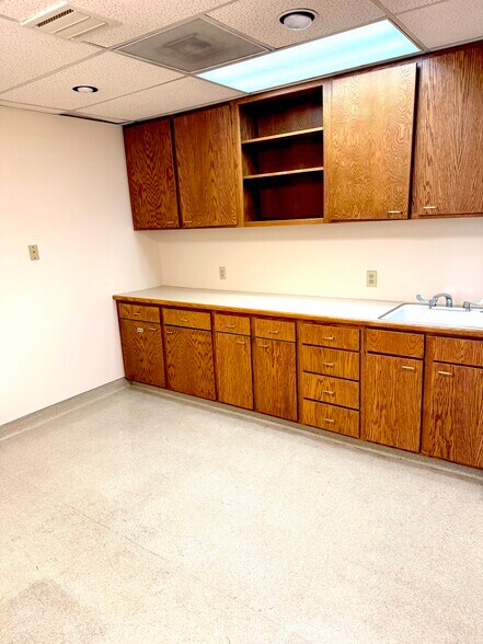 More Photos Of 201 E 5900 S, Murray Medical For Lease