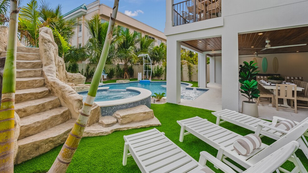More Photos Of , Siesta Key Multifamily For Sale